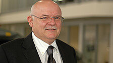 Peter Bruster - Autohaus Lackmann GmbH