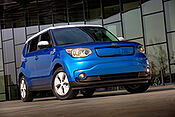 Kia präsentiert in Genf Soul EV* und neuen Hybridantrieb