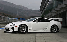 Lexus LFA peilt Klassensieg beim 24-Stunden-Rennen am N�rburgring an - Mai 2010: GAZOO Racing setzt auf erfahrene Profis aus Deutschland und Japan
