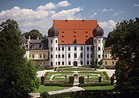 Die britischen Marken pr�sentieren ihre neuesten Modelle: auf Schloss Maxlrain